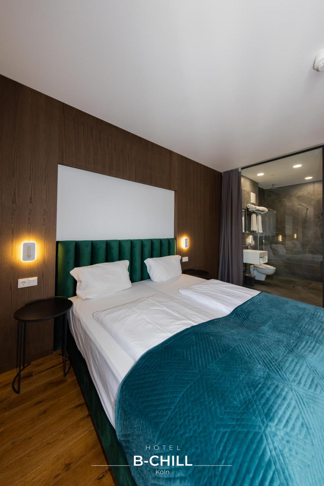 B-Chill Cologne Hotel Exterior photo