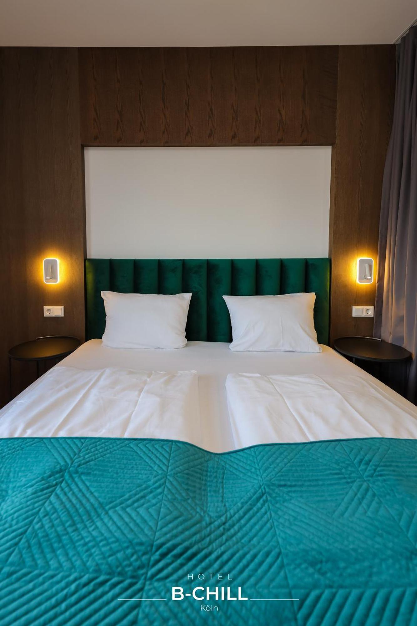 B-Chill Cologne Hotel Exterior photo
